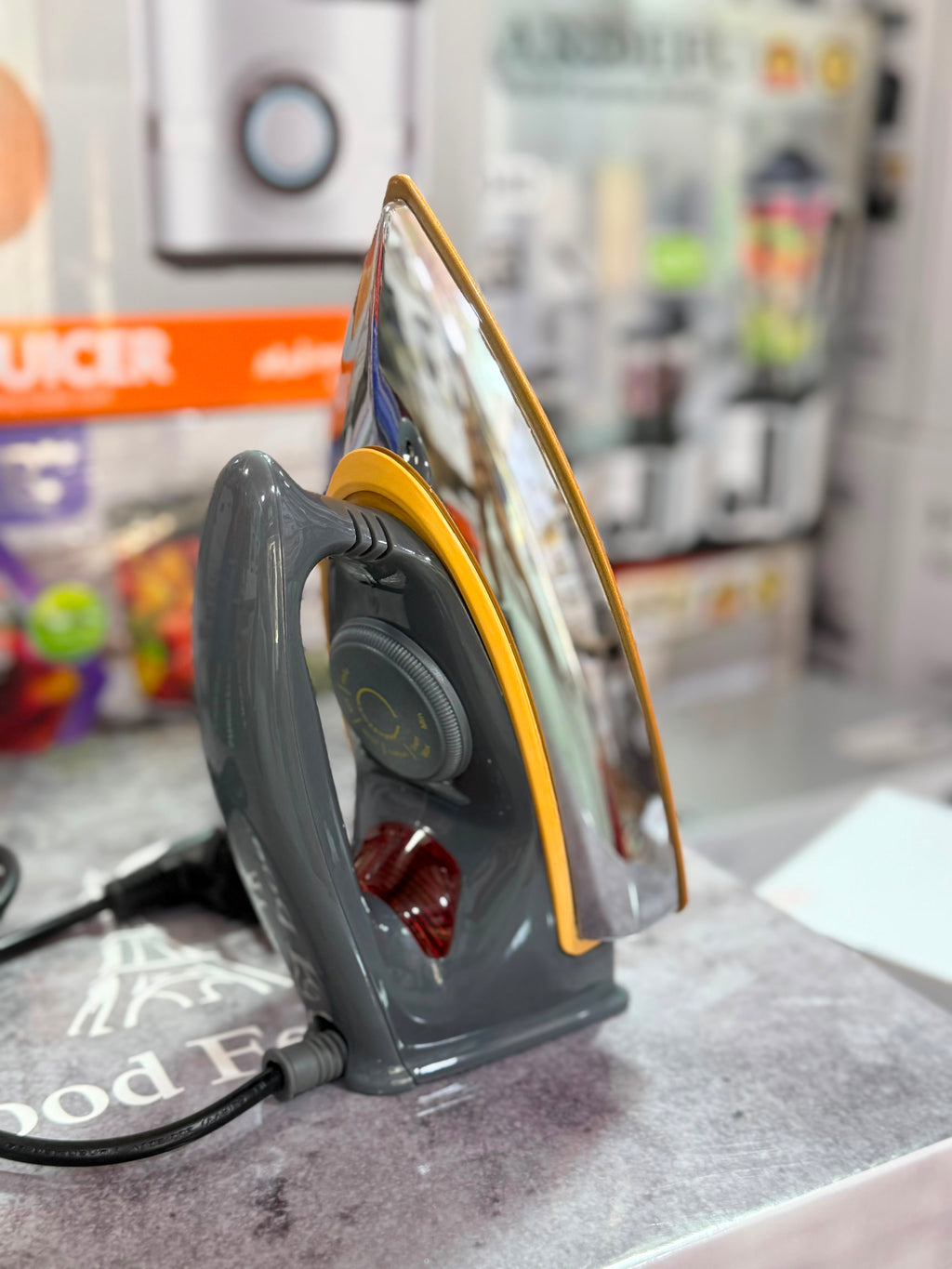 Cosmos small lightweight iron