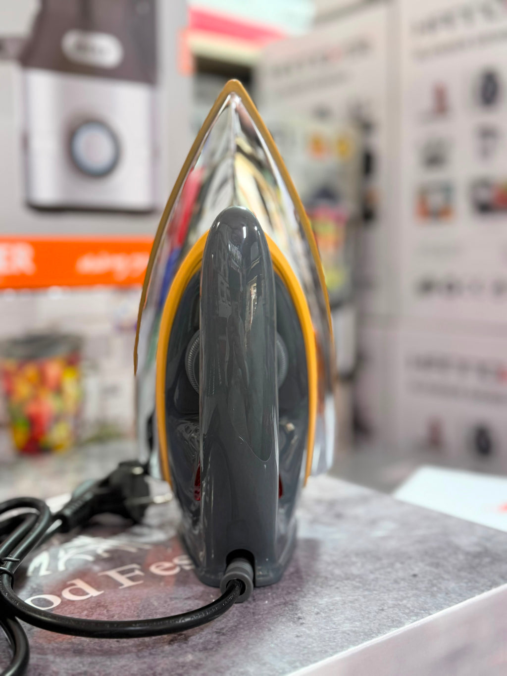 Cosmos small lightweight iron