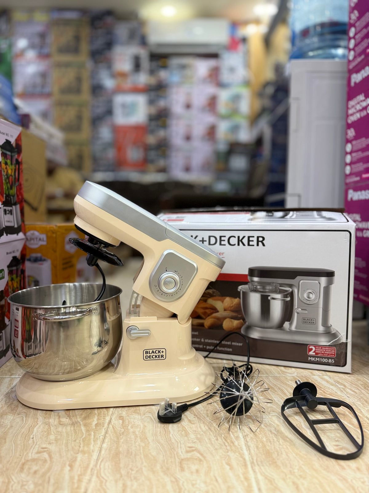 BLACK+DECKER MKM100-B5 Prochef 1600W Stand Mixer – 9L Stainless Steel Bowl