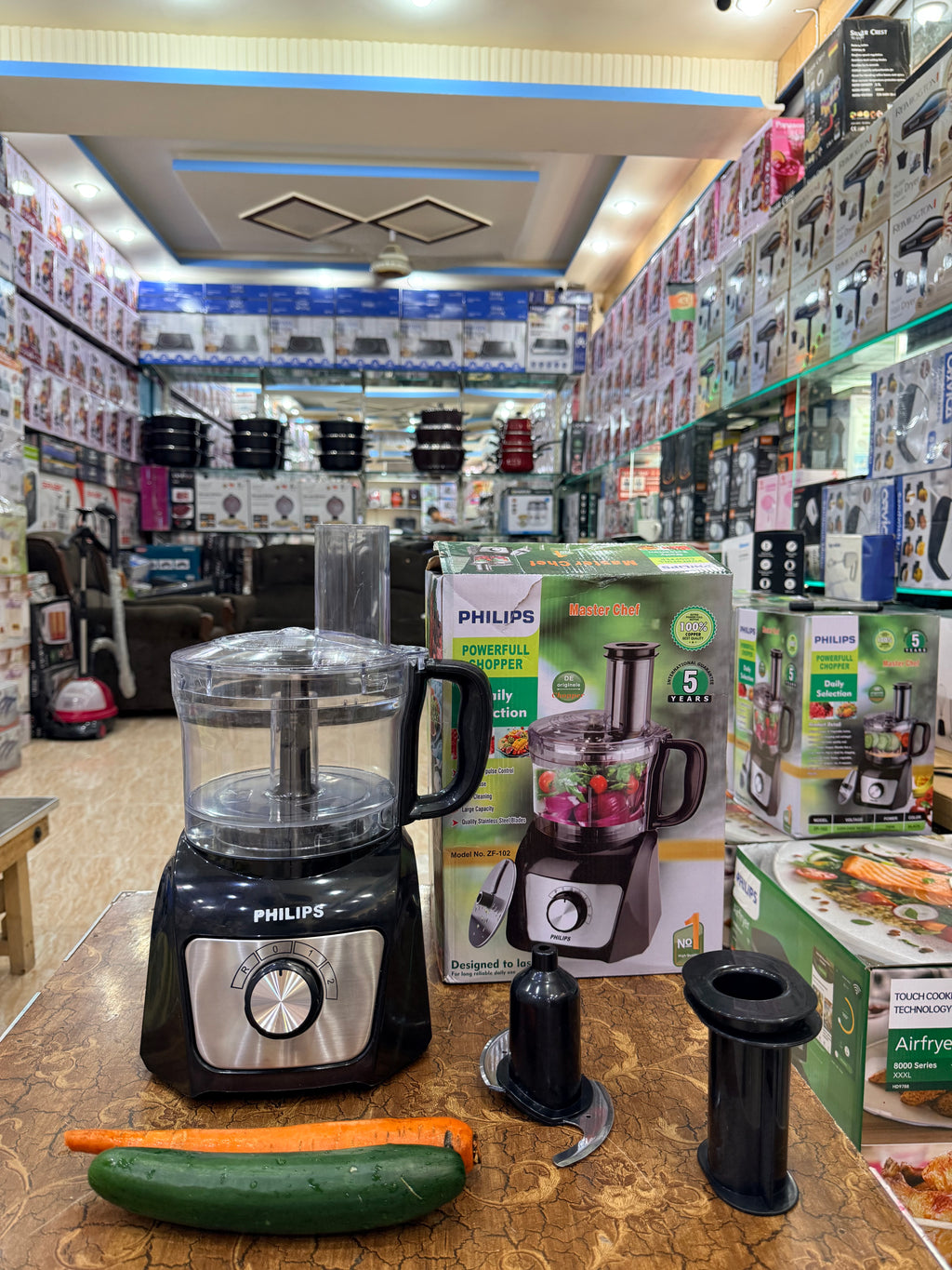 Phillps powerful chopper for meat and vegetables cuter