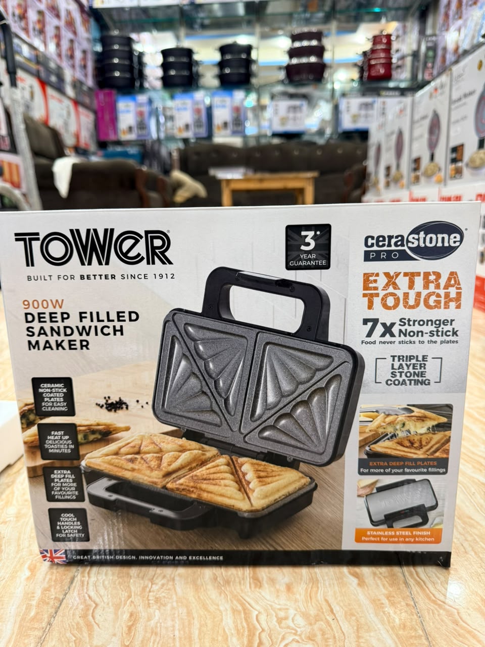 TOWER 900W Deep Filled Sandwich Maker – Cerastone Pro Extra Tough Non-Stick